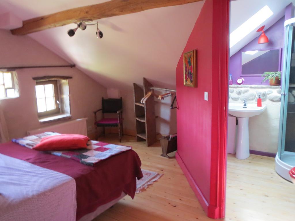 Les Grandes Fontaines Bed & Breakfast La Longine Eksteriør bilde