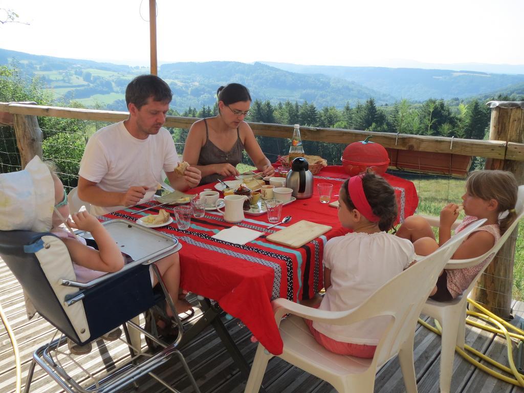 Les Grandes Fontaines Bed & Breakfast La Longine Eksteriør bilde